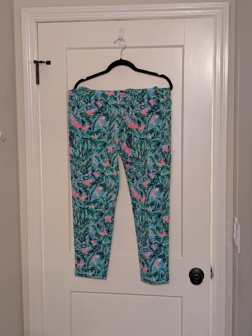 Lilly Pulitzer Luxletic Tropical Golfer Print Pants - Size 16
